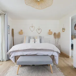 Dans Vue Sur La Rivière Avec Pdj Appartement